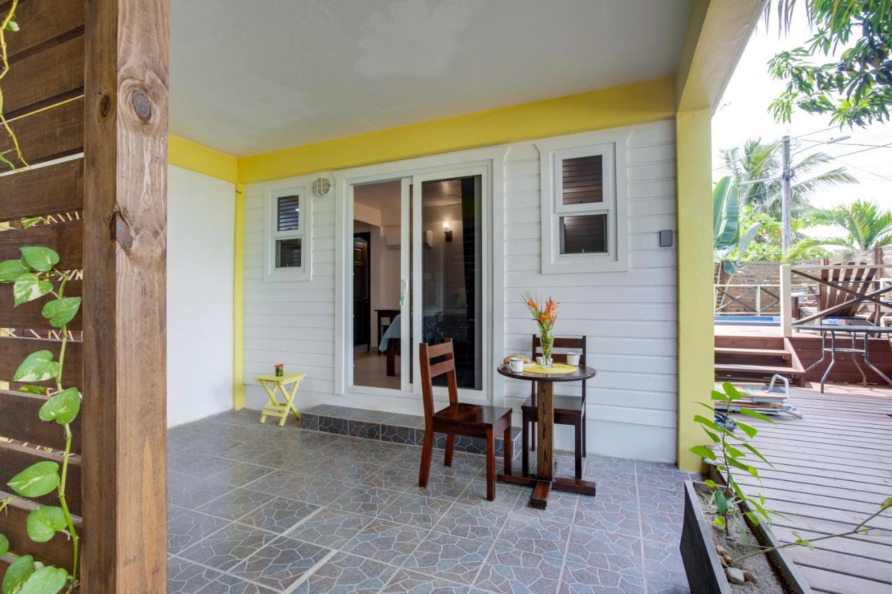 Driftwood Gardens Guesthouse Placencia 外观 照片